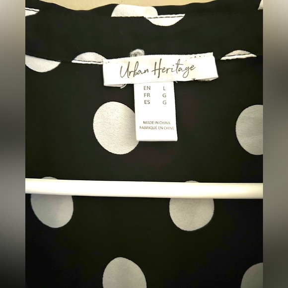 Polka dot blouse - Picture 2 of 3